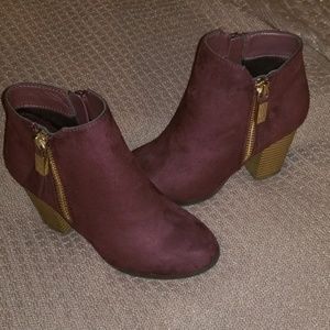 WOMEN'S ANKLE BOOTS